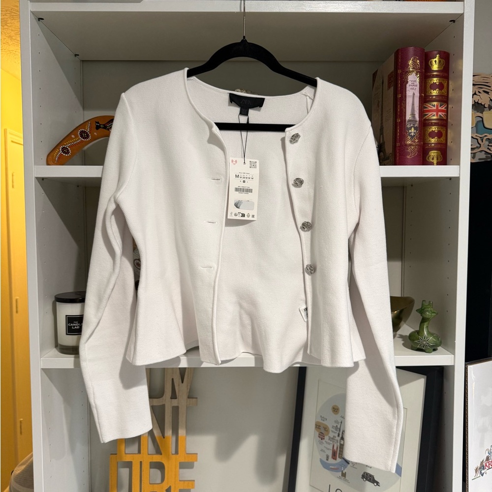 Nwt Unique Zara White Button-Up Cardigan